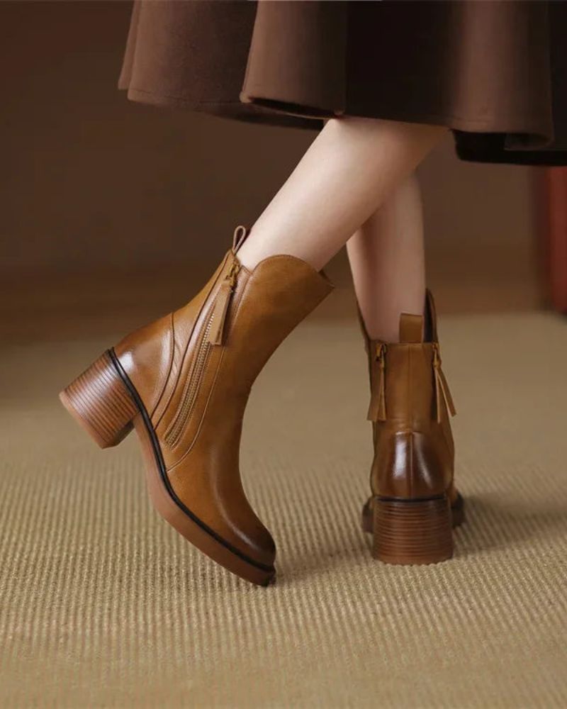 Valorine | Botte en cuir noire avec un talon confortable, élégante et intemporelle