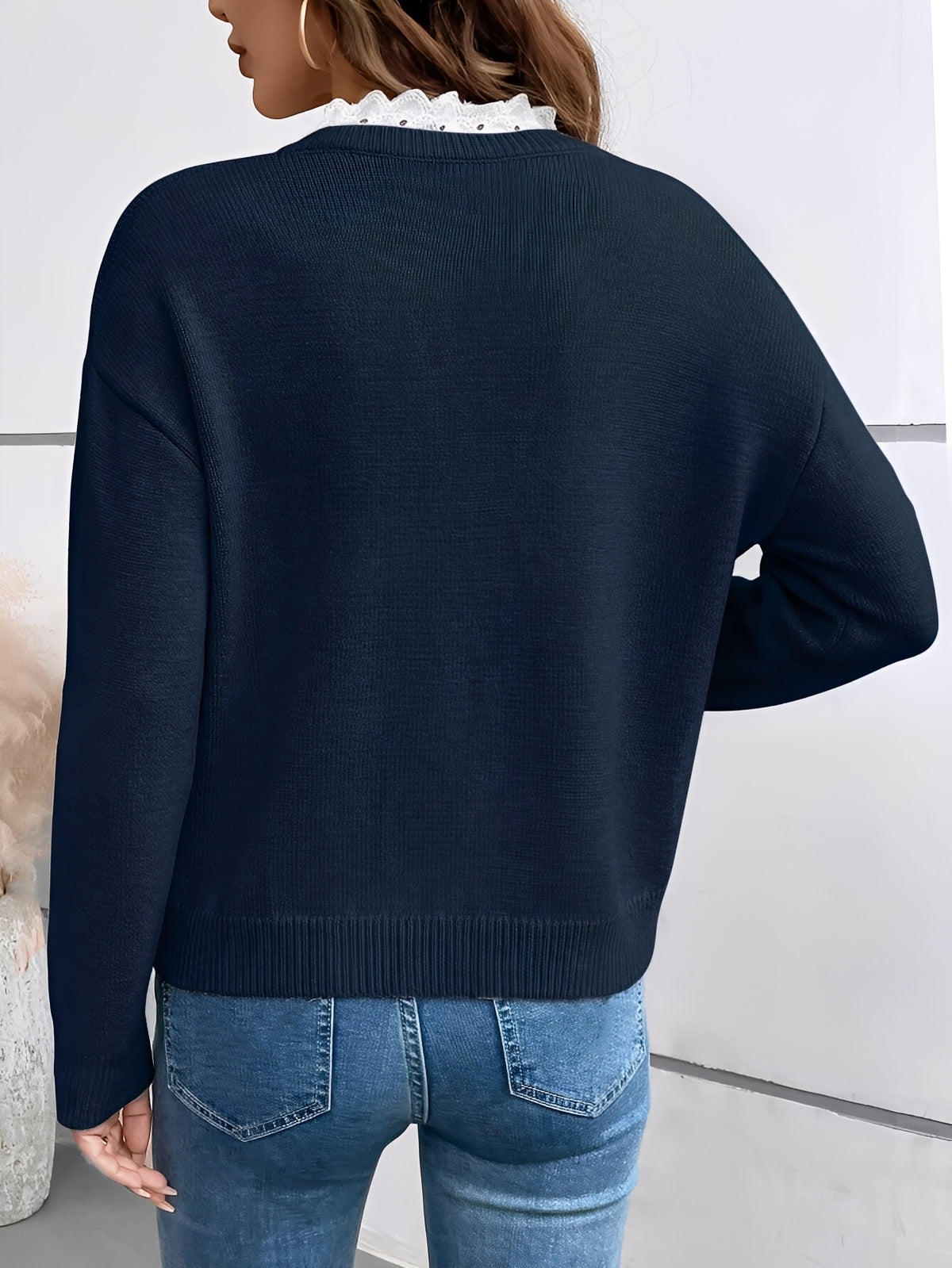 Valérie | Pull Tricot Col Dentelle Raffiné