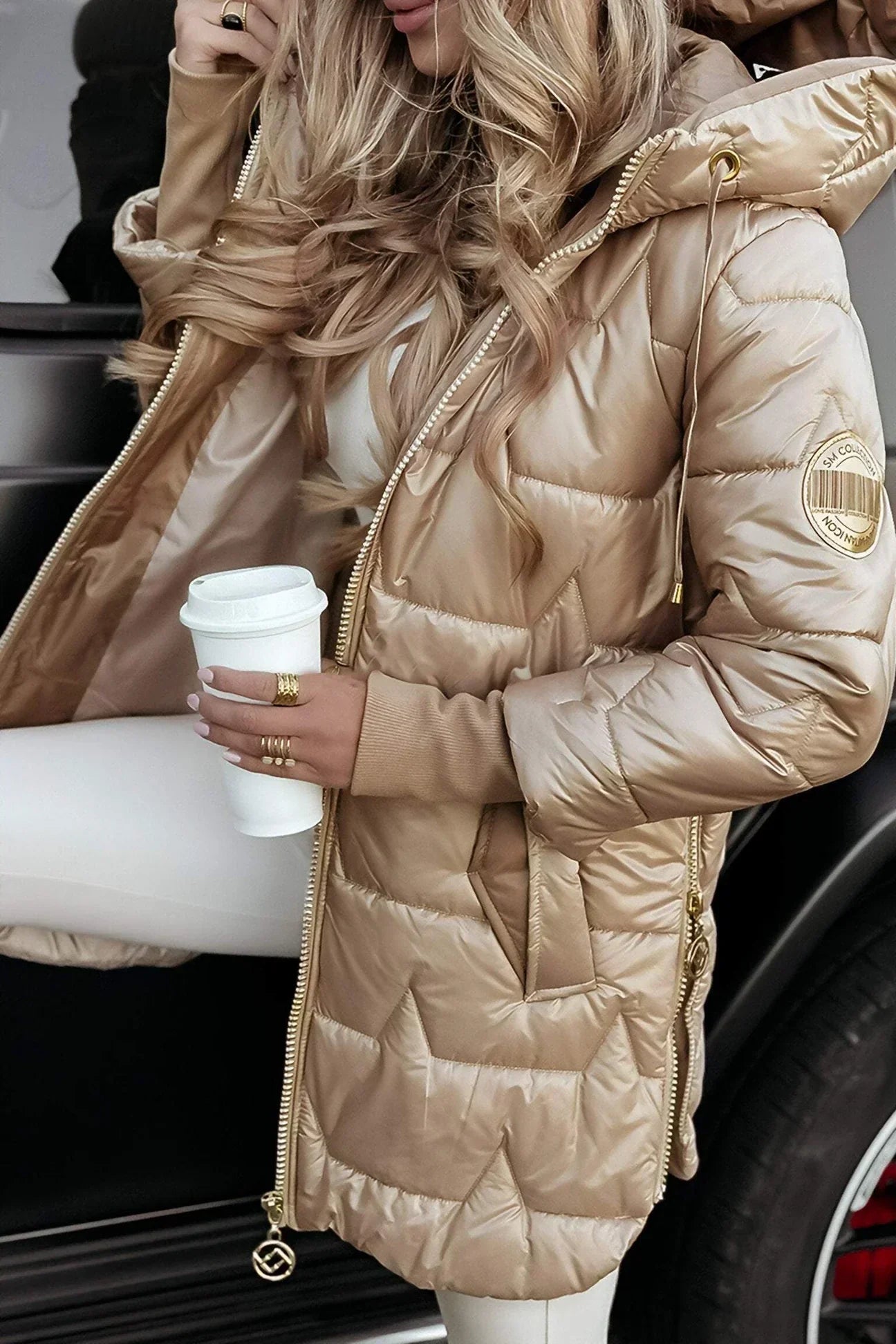 Zéphirine | Veste matelassée longue et chaude avec capuche enveloppante