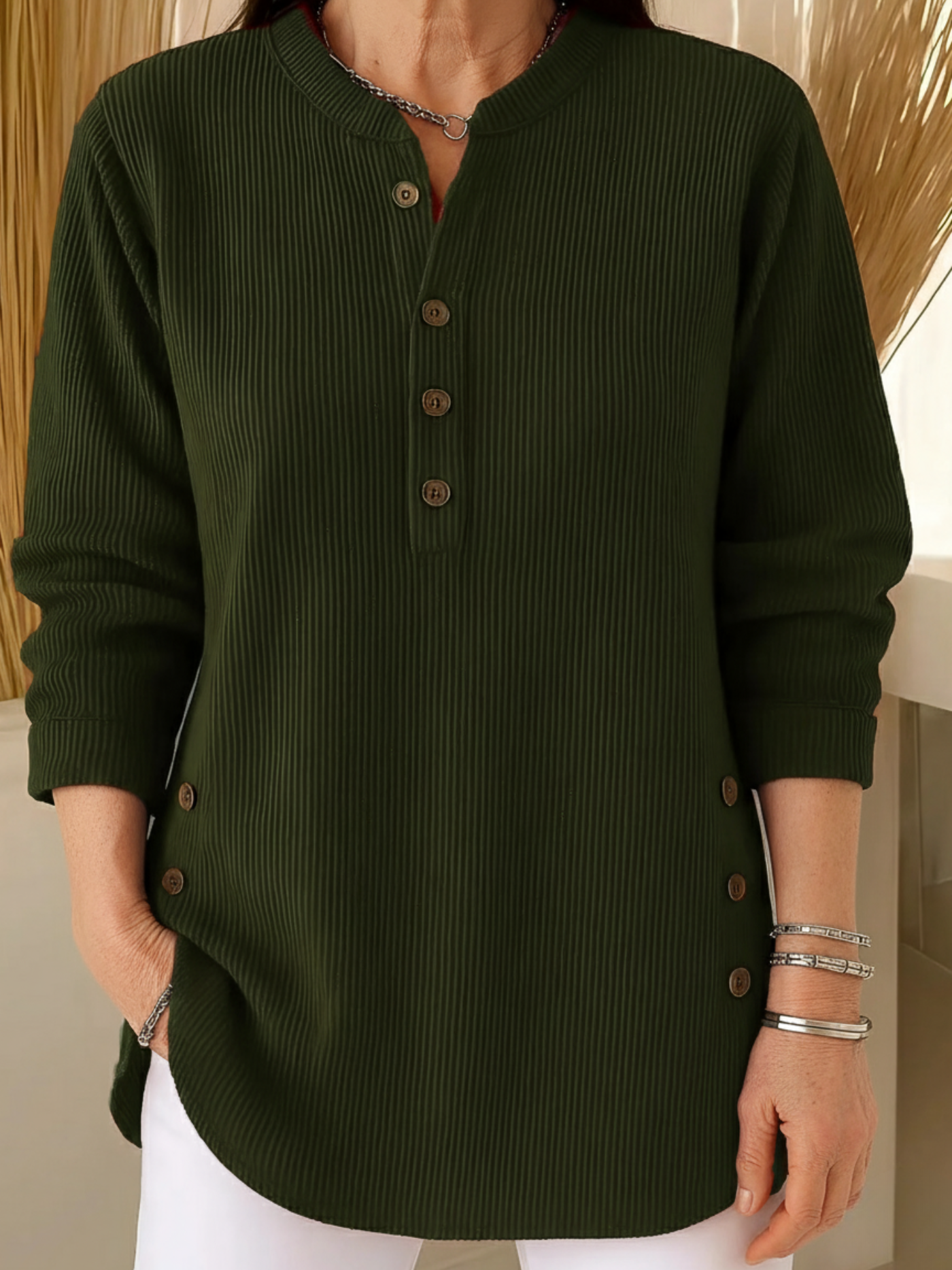 Colette | Pull Long Douillet à Boutons Raffinés