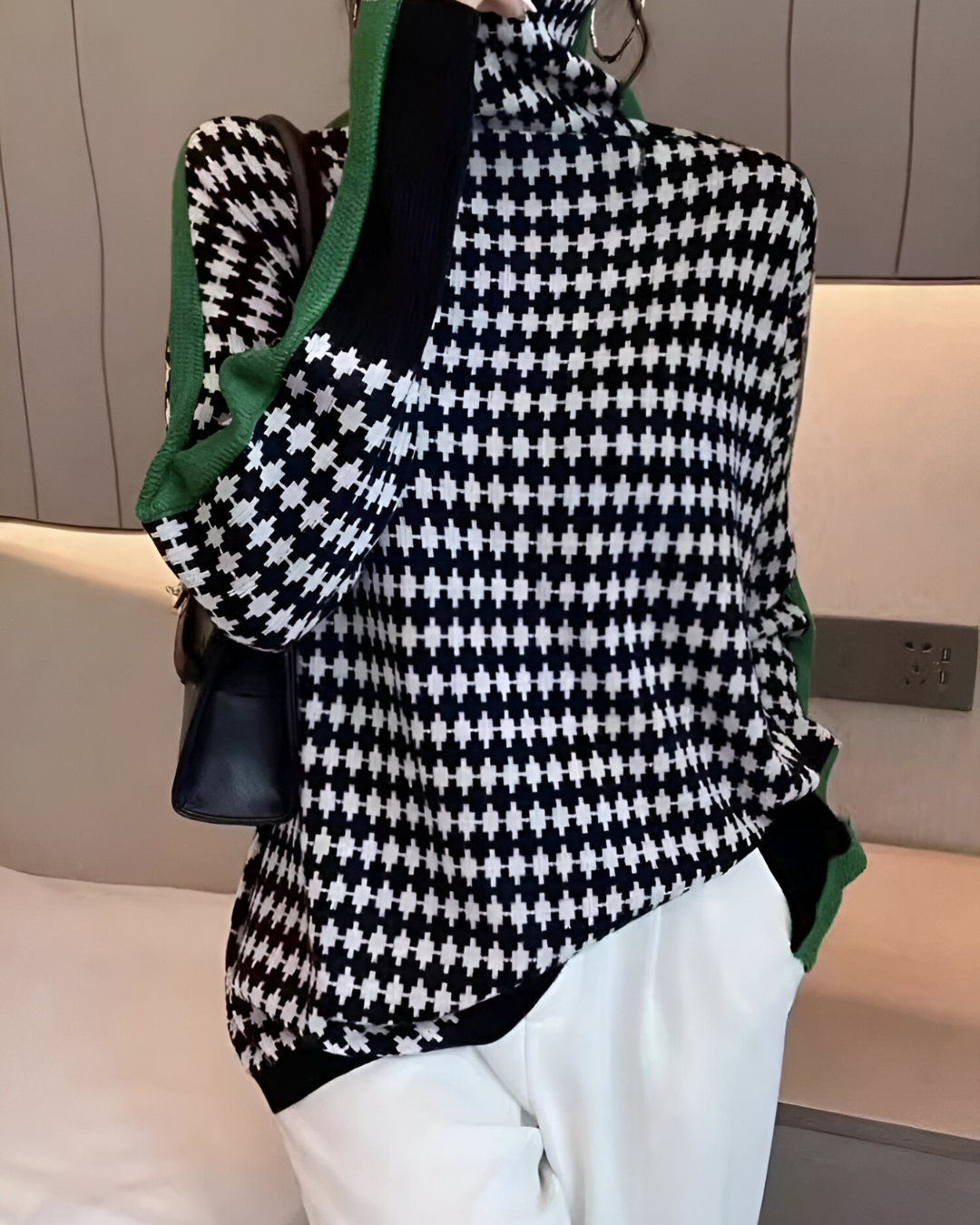 Gabrielle | Pull Motif Diamant à Col Montant