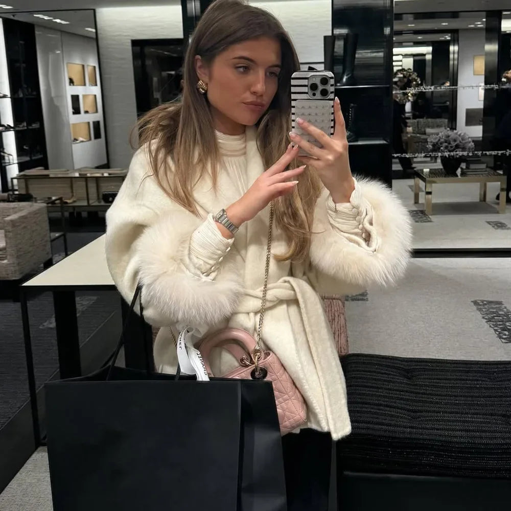 Rousseau Paris | Élégant manteau en laine avec col en fourrure